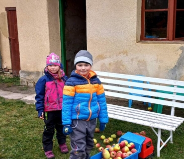 Naše práce na zahrádce