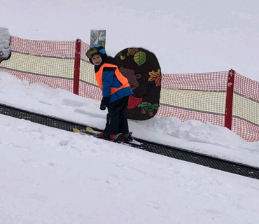 lyžování na Kozákově