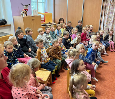 Divadelní představení v MŠ Veliš