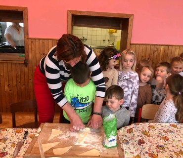 Pečeme svatomartinské rohlíčky