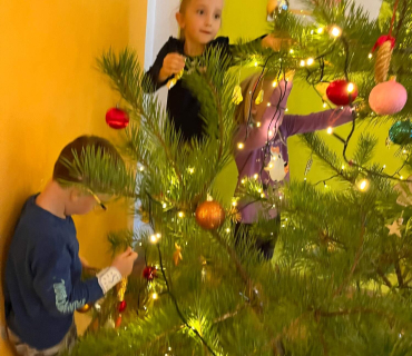 Vánoční stromeček - zdobení