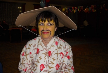 Maškarní pro dospělé